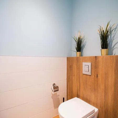 - Near Sky Tower - Private Parking Apartament *