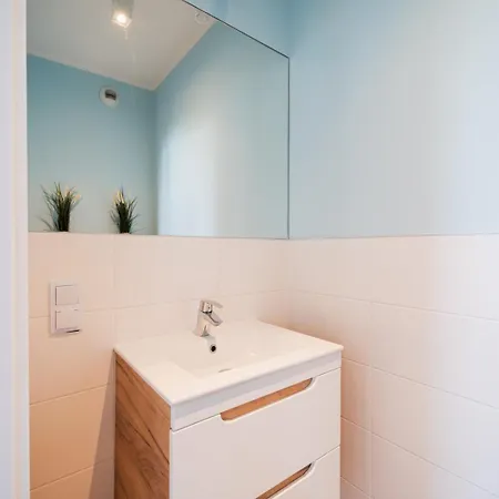 - Near Sky Tower - Private Parking * ヴロツワフ