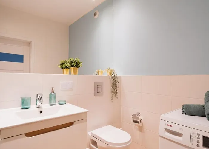 - Near Sky Tower - Private Parking Wroclaw